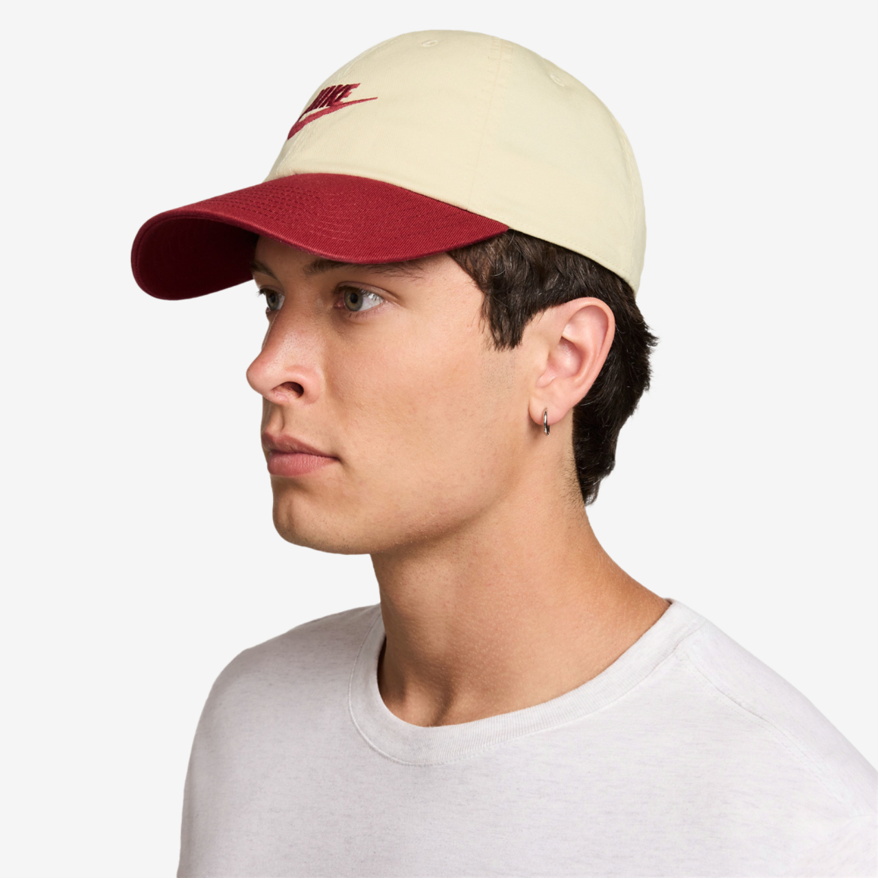 Nike Club H86 Adjustable Cap Image 3 of 6. Tap to open photo gallery.