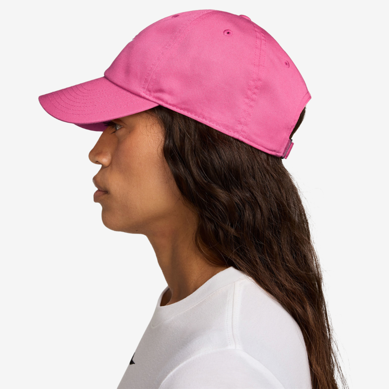 Nike Club H86 Adjustable Cap Image 3 of 6. Tap to open photo gallery.