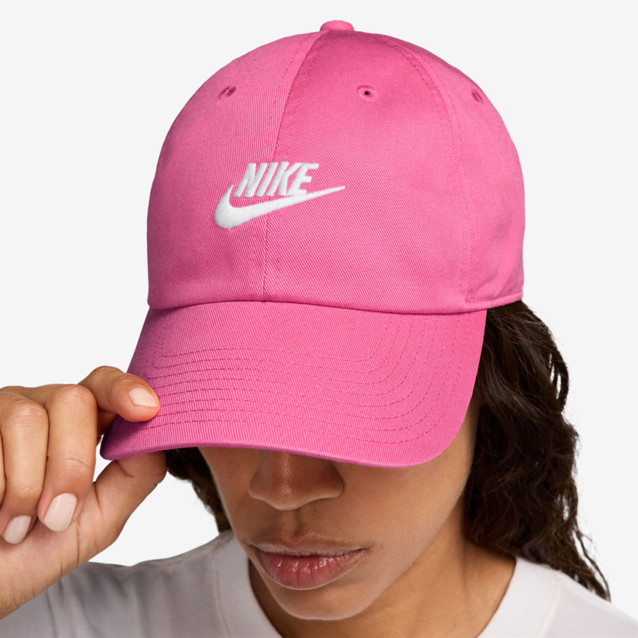 Nike Club H86 Adjustable Cap Image 4 of 6. Tap to open photo gallery.