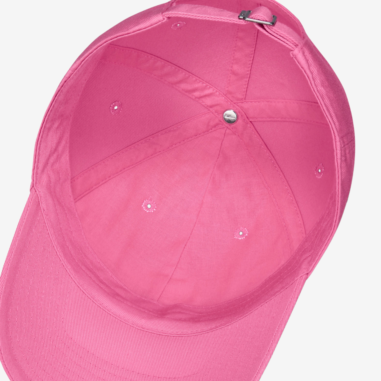 Nike Club H86 Adjustable Cap Image 6 of 6. Tap to open photo gallery.