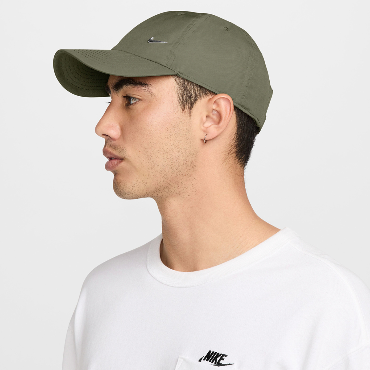 Nike Dri-FIT Club Cap Image 3 of 6. Tap to open photo gallery.