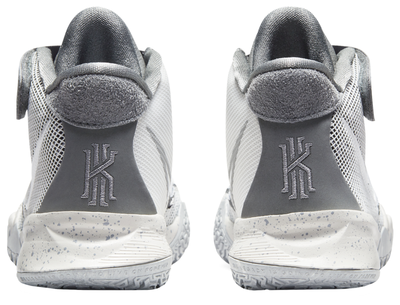 Nike Kyrie 7 SE Image 3 of 5. Tap to open photo gallery.