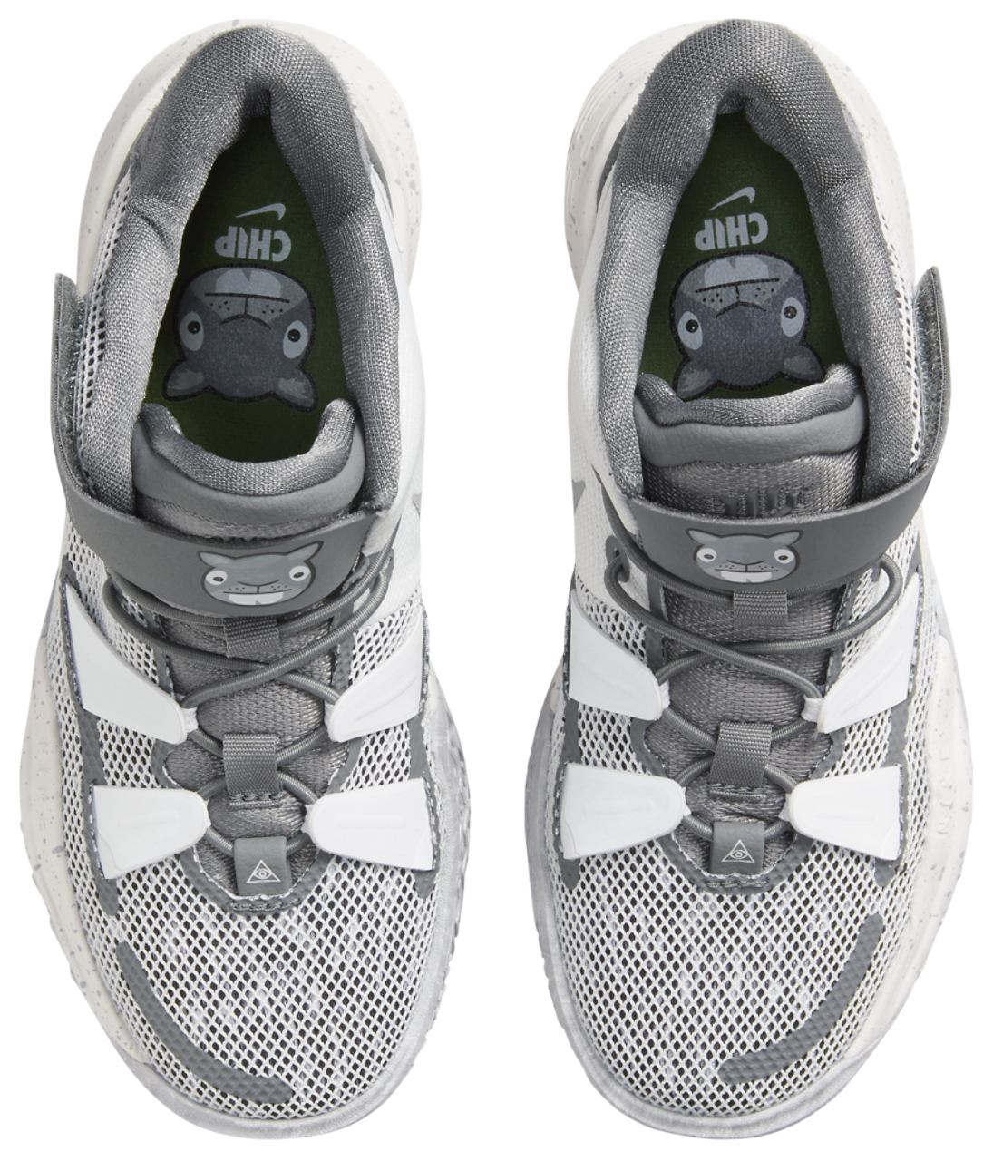 Nike Kyrie 7 SE Image 4 of 5. Tap to open photo gallery.