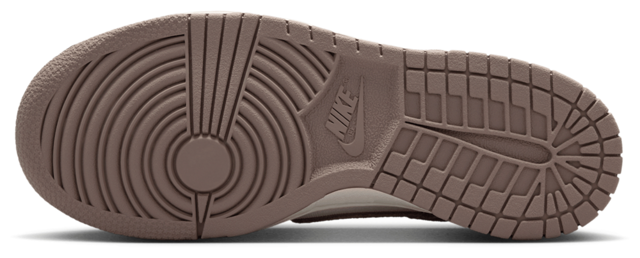 Nike Dunk Low SE 3 Image 5 of 5. Tap to open photo gallery.