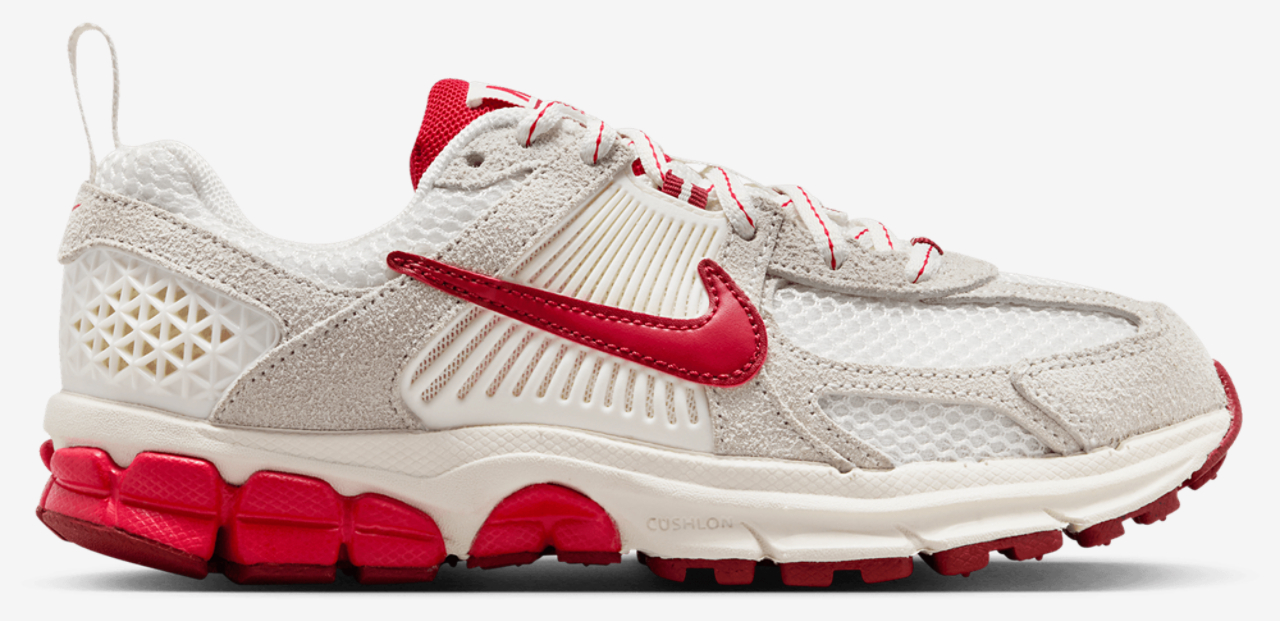 Nike Vomero 5 SE Image 1 of 8. Tap to open photo gallery.