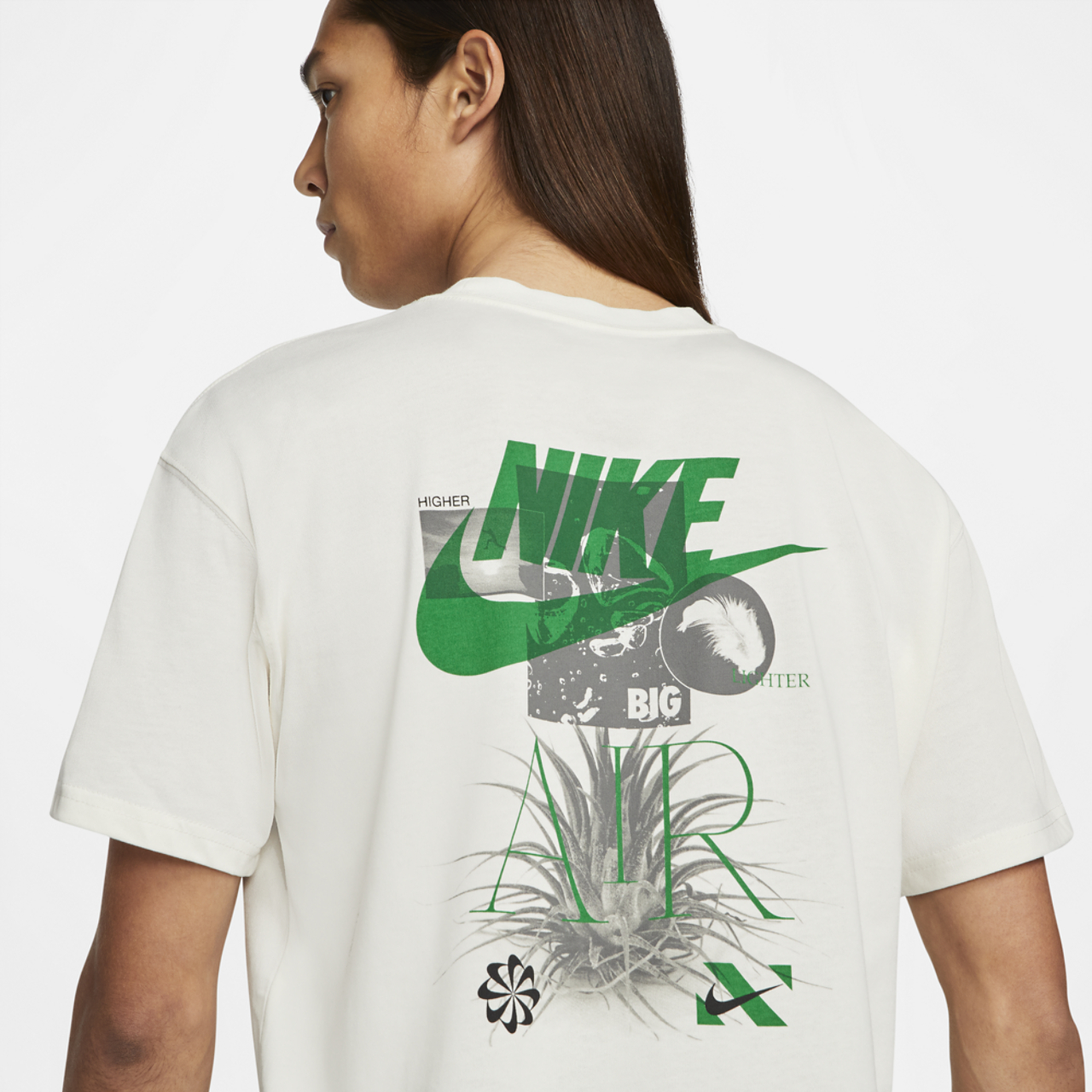 Nike M2Z Air Long Sleeve Tee Image 4 of 4. Tap to open photo gallery.