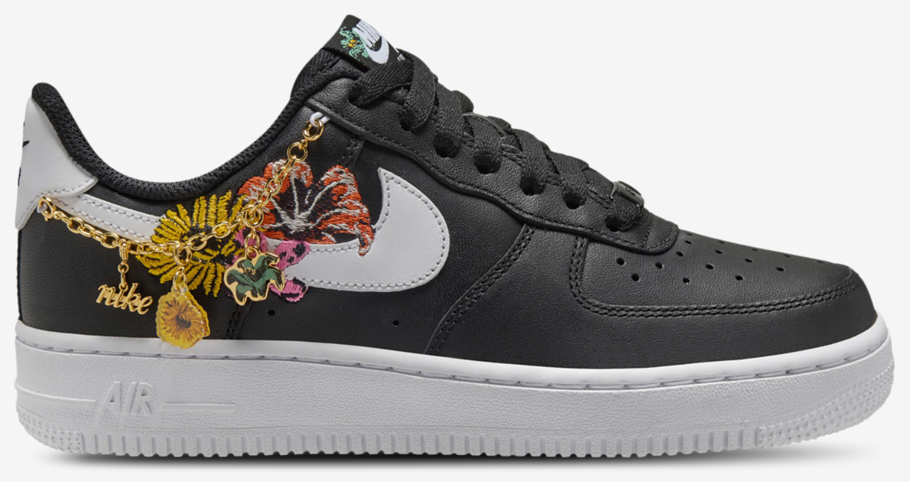 Nike Air Force 1 07 Prem Image 1 of 4. Tap to open photo gallery.