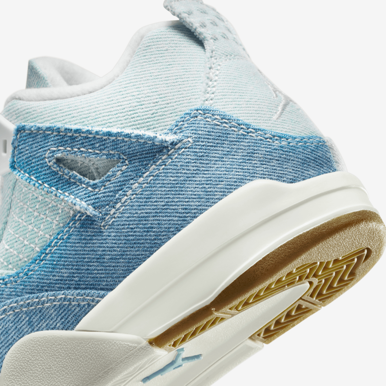Jordan Retro 4 Tex Image 8 of 8. Tap to open photo gallery.