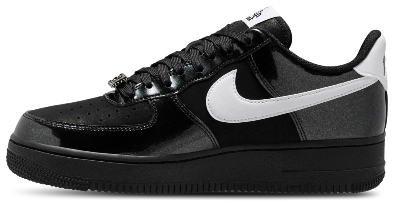 Nike Air Force 1 '07 LV8 Image 2 of 4. Tap to open photo gallery.
