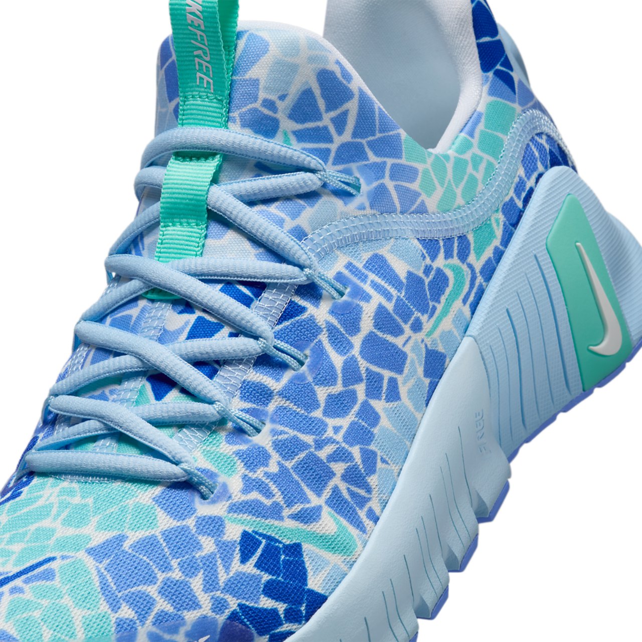 Nike Free Metcon 6 AMP Image 7 of 8. Tap to open photo gallery.