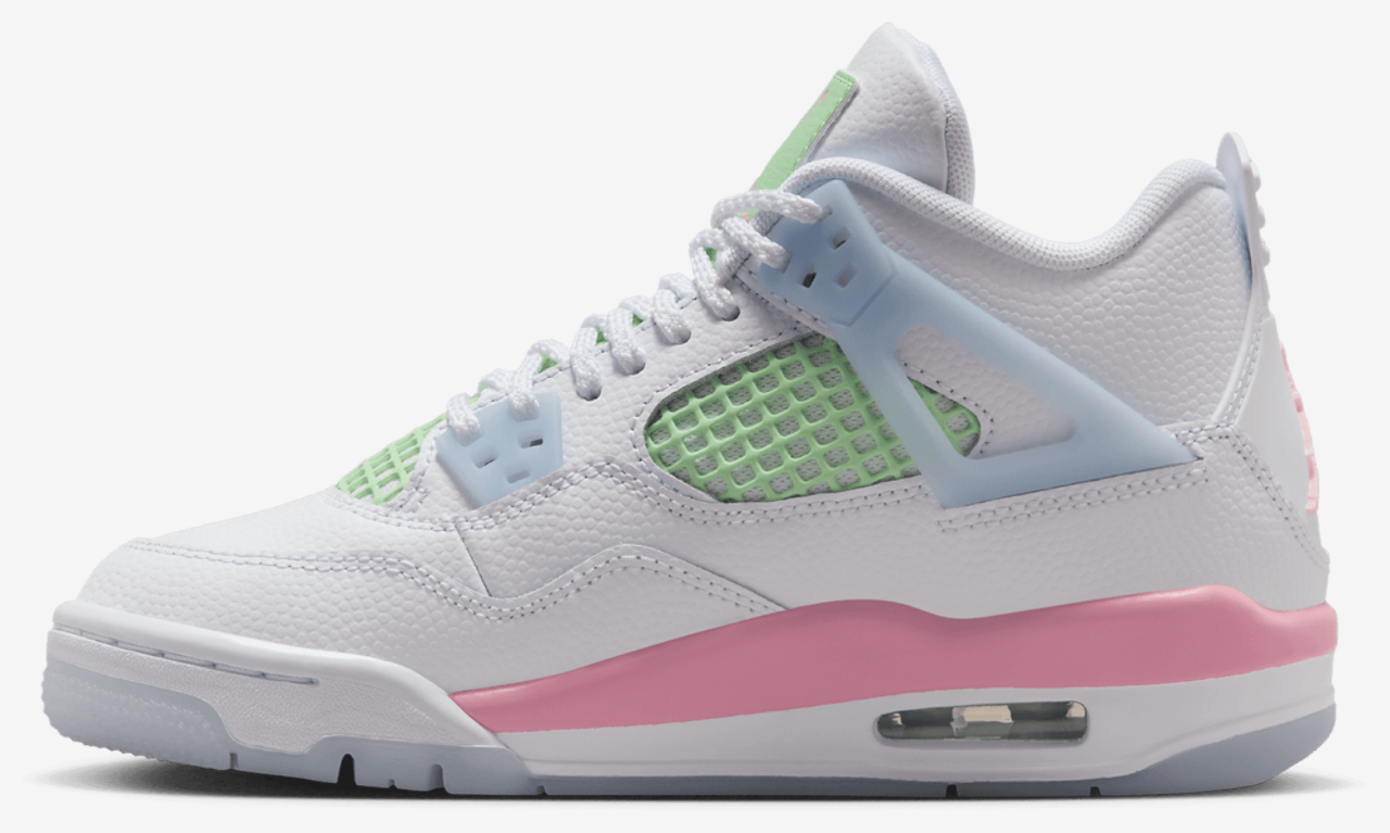 Jordan AJ 4 Retro Fem Image 2 of 10. Tap to open photo gallery.