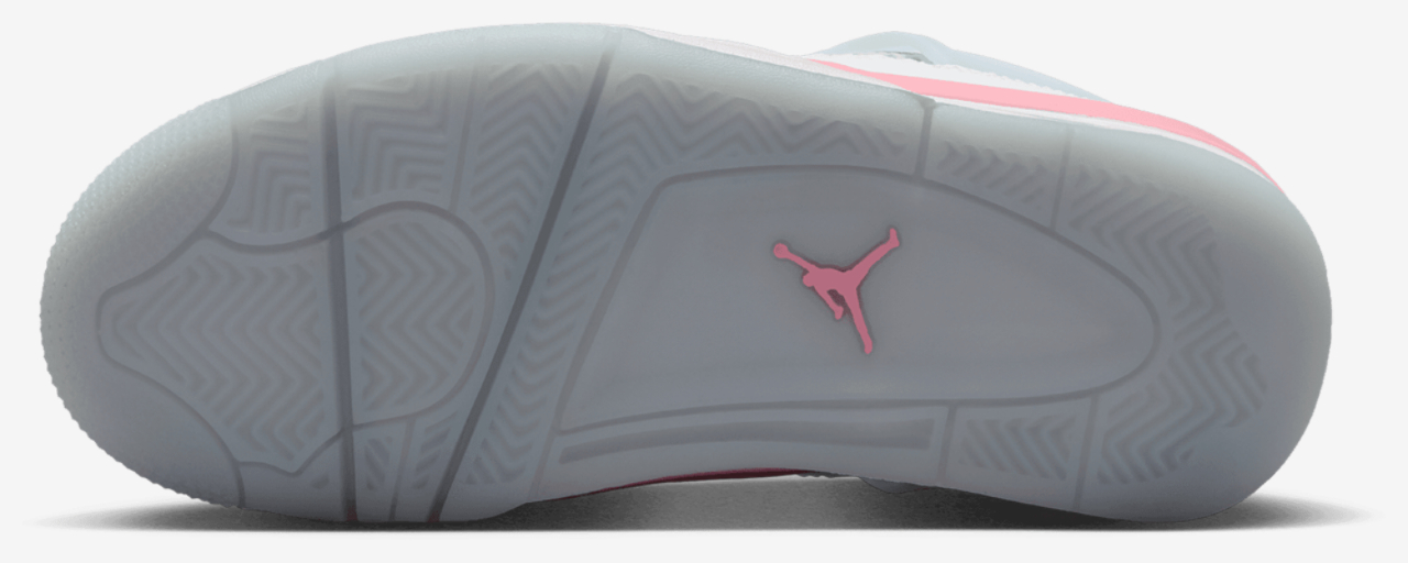 Jordan AJ 4 Retro Fem Image 5 of 10. Tap to open photo gallery.
