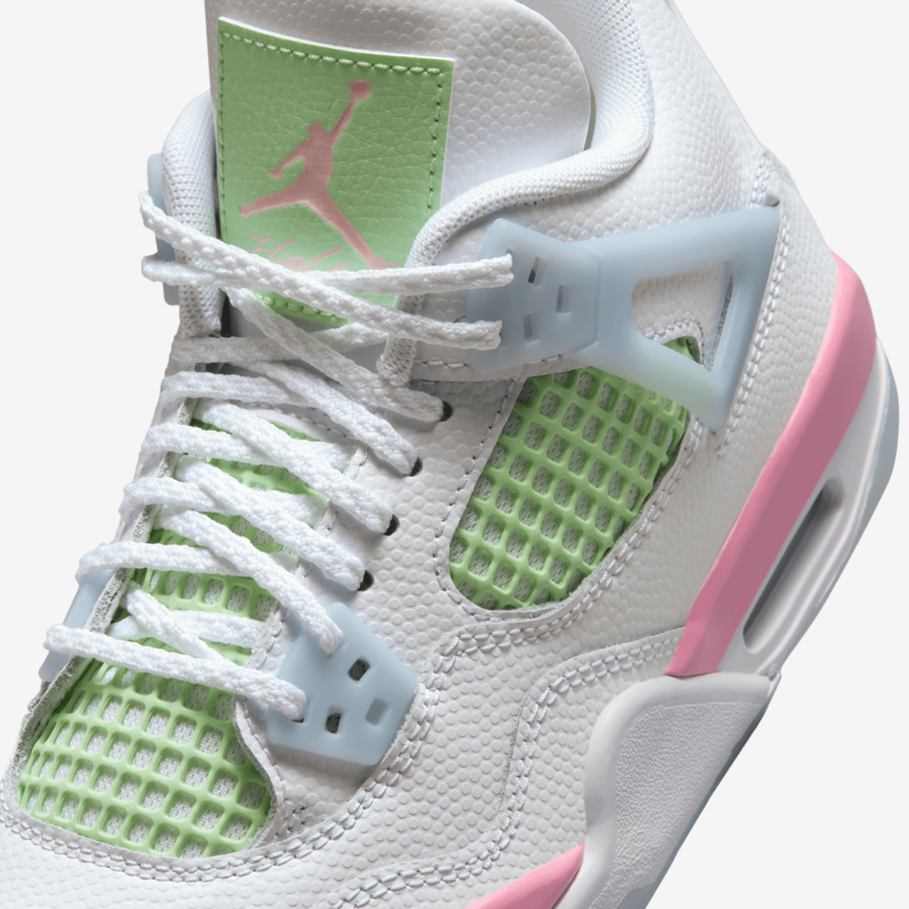 Jordan AJ 4 Retro Fem Image 7 of 10. Tap to open photo gallery.
