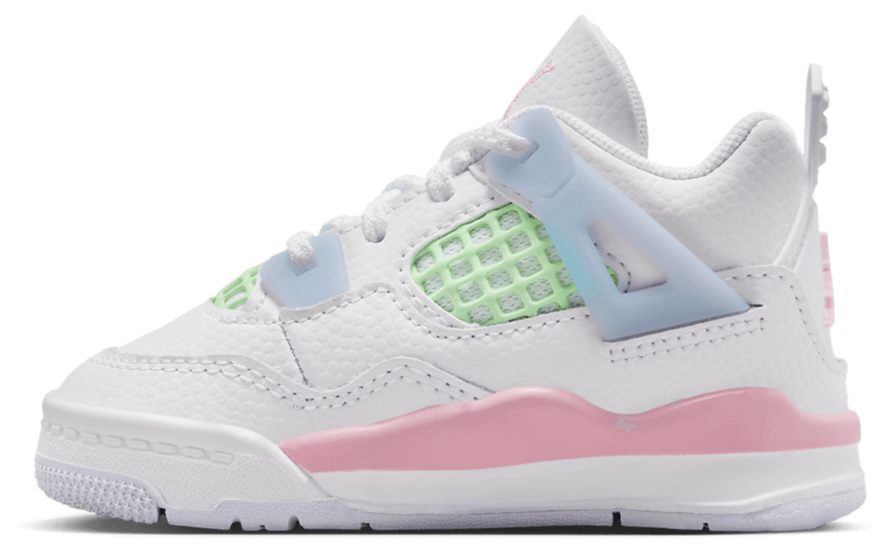 Jordan AJ 4 Retro Fem Image 2 of 8. Tap to open photo gallery.