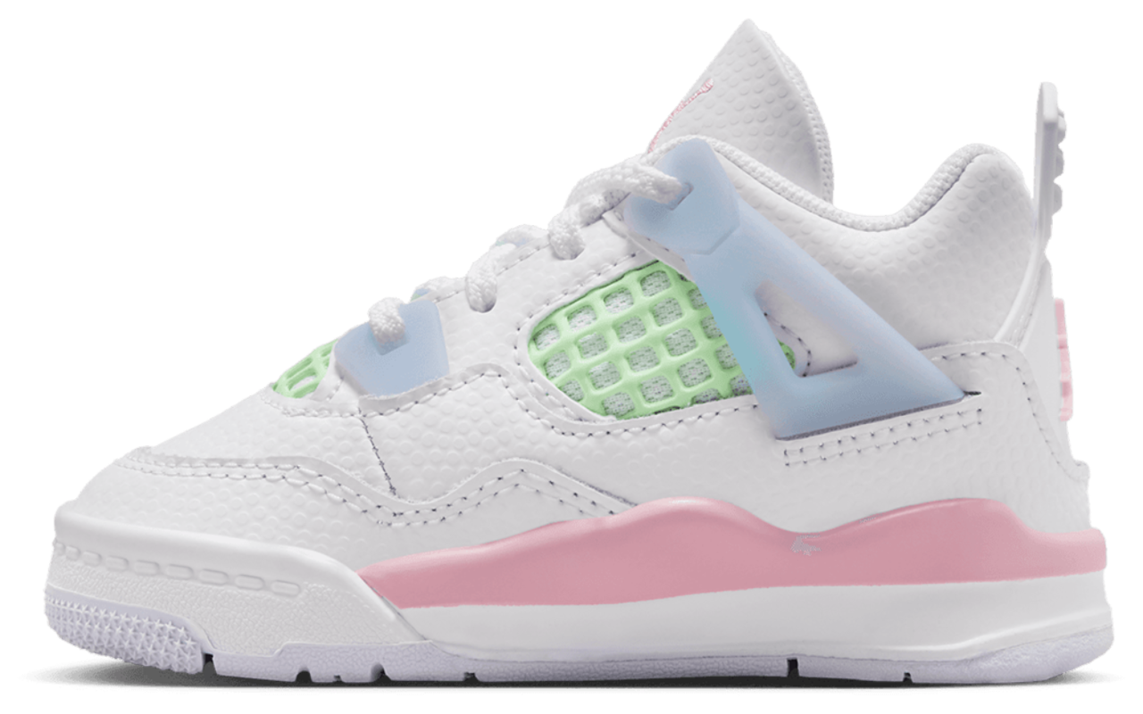 Jordan AJ 4 Retro Fem Image 2 of 8. Tap to open photo gallery.
