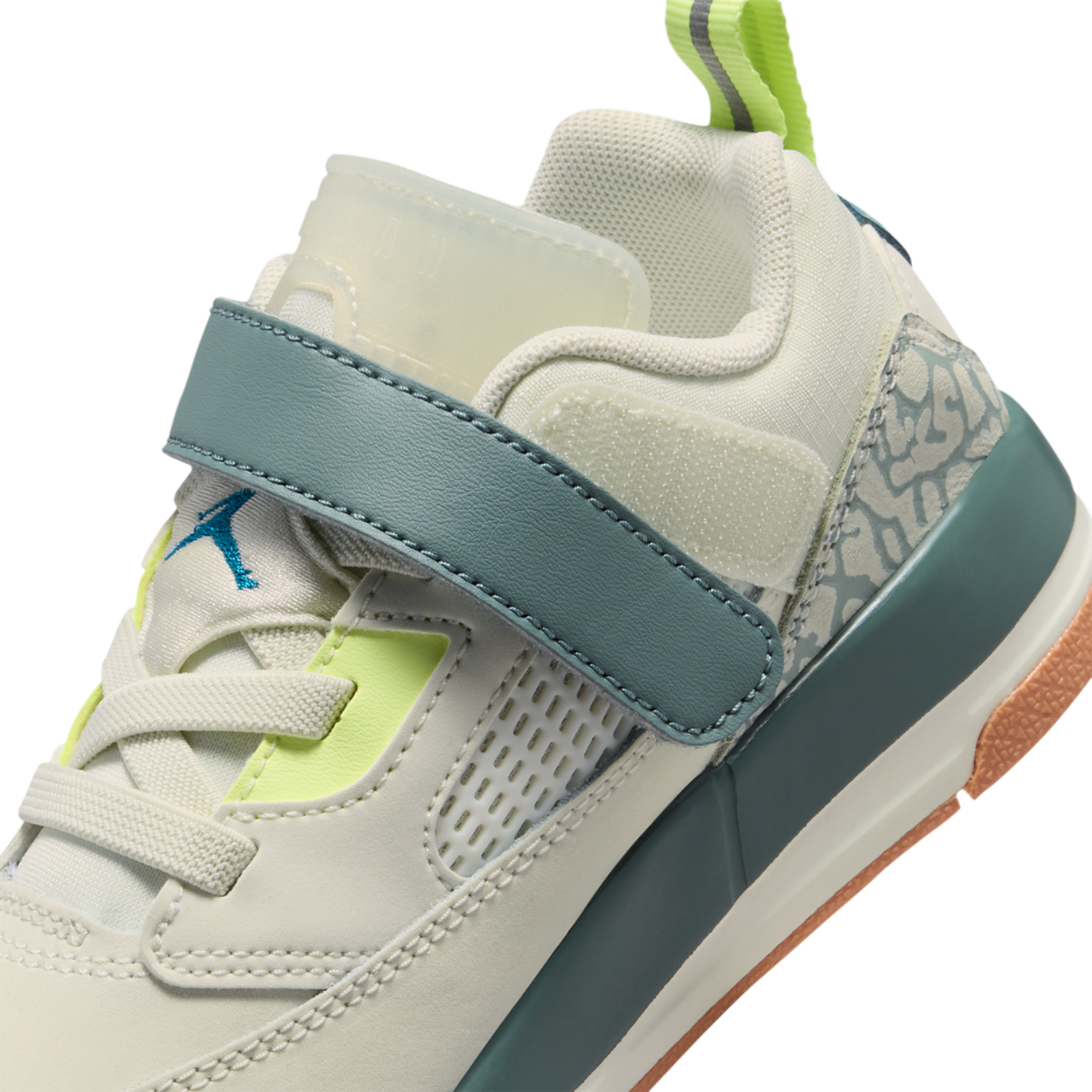 Jordan Spizike Low Image 10 of 10. Tap to open photo gallery.