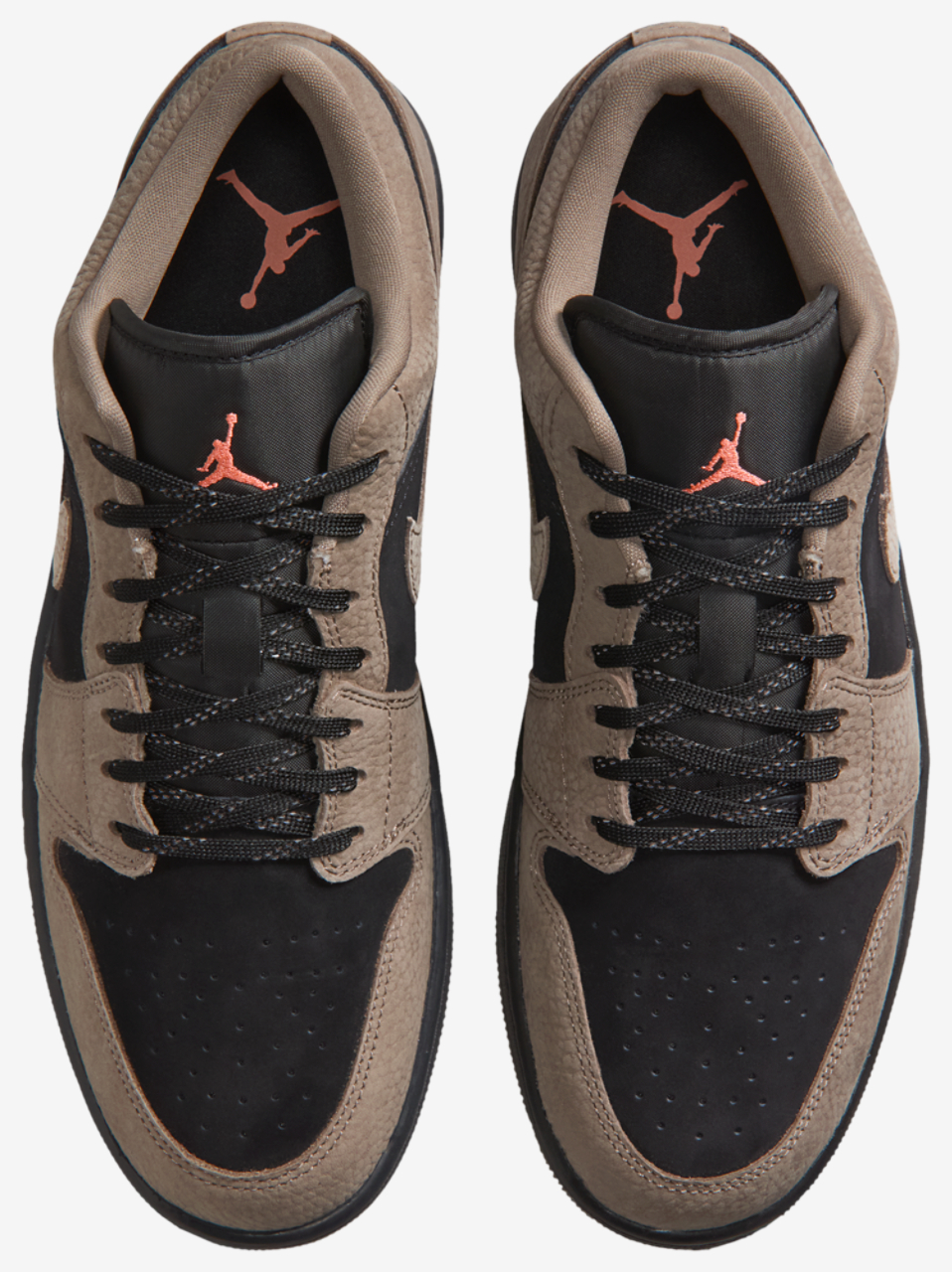 Jordan Air Jordan 1 Low SE Image 4 of 8. Tap to open photo gallery.