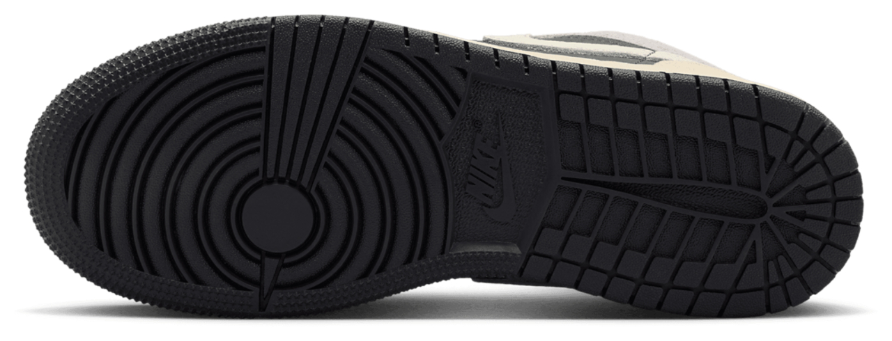 Jordan AJ 1 Low SE Image 5 of 8. Tap to open photo gallery.