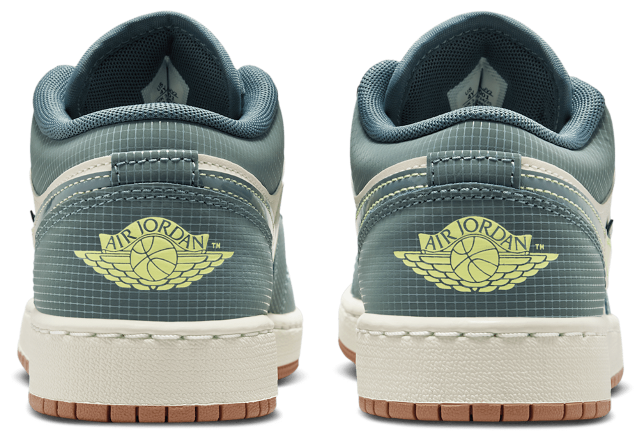 Jordan AJ 1 Low SE Image 3 of 10. Tap to open photo gallery.