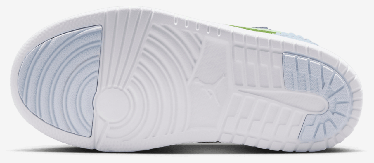 Jordan AJ 1 Low ALT SE Fem Image 5 of 13. Tap to open photo gallery.