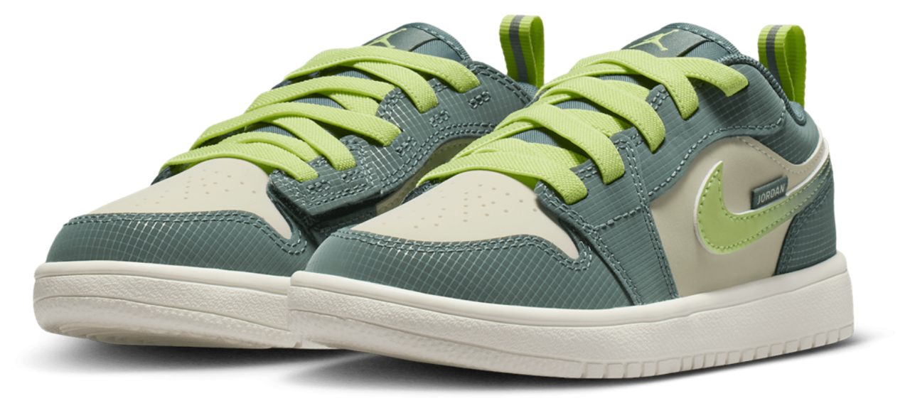 Jordan AJ 1 Low Alt SE Uni Image 6 of 10. Tap to open photo gallery.