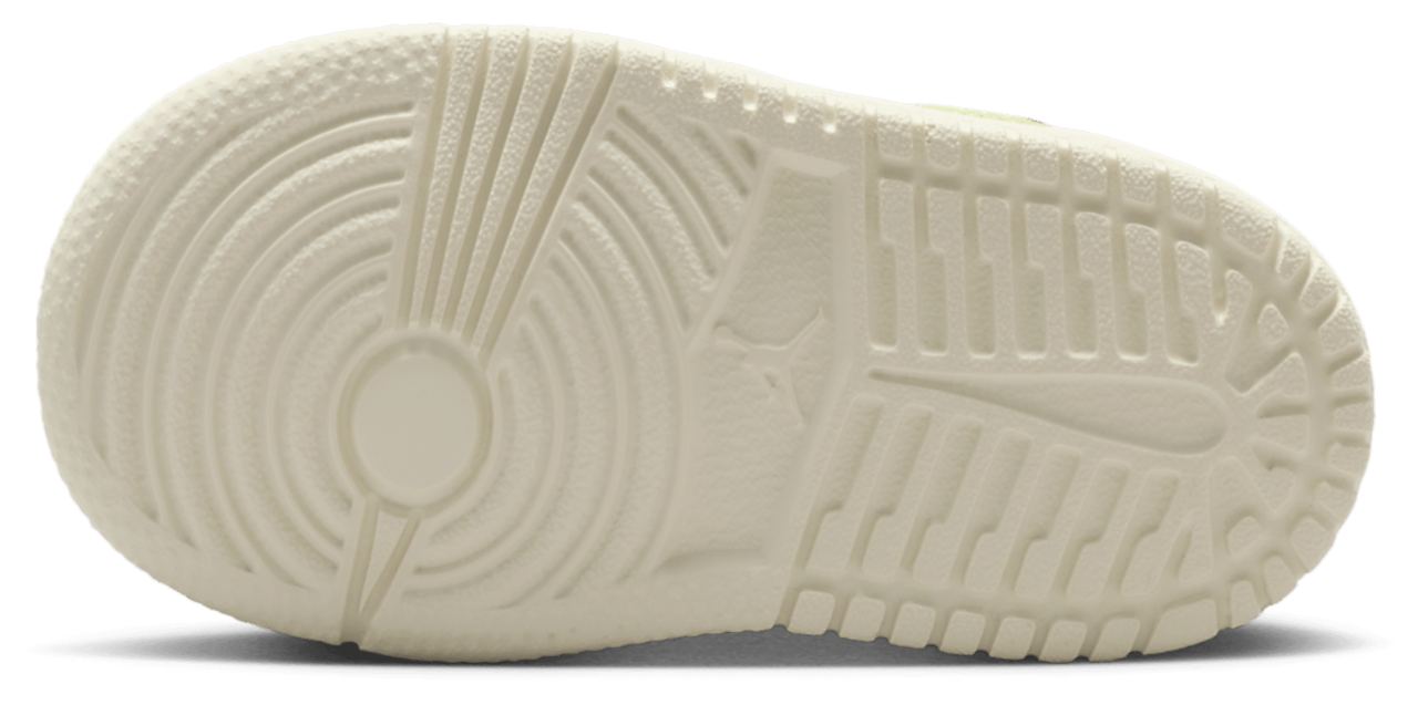 Jordan AJ 1 Low ALT SE Image 5 of 8. Tap to open photo gallery.