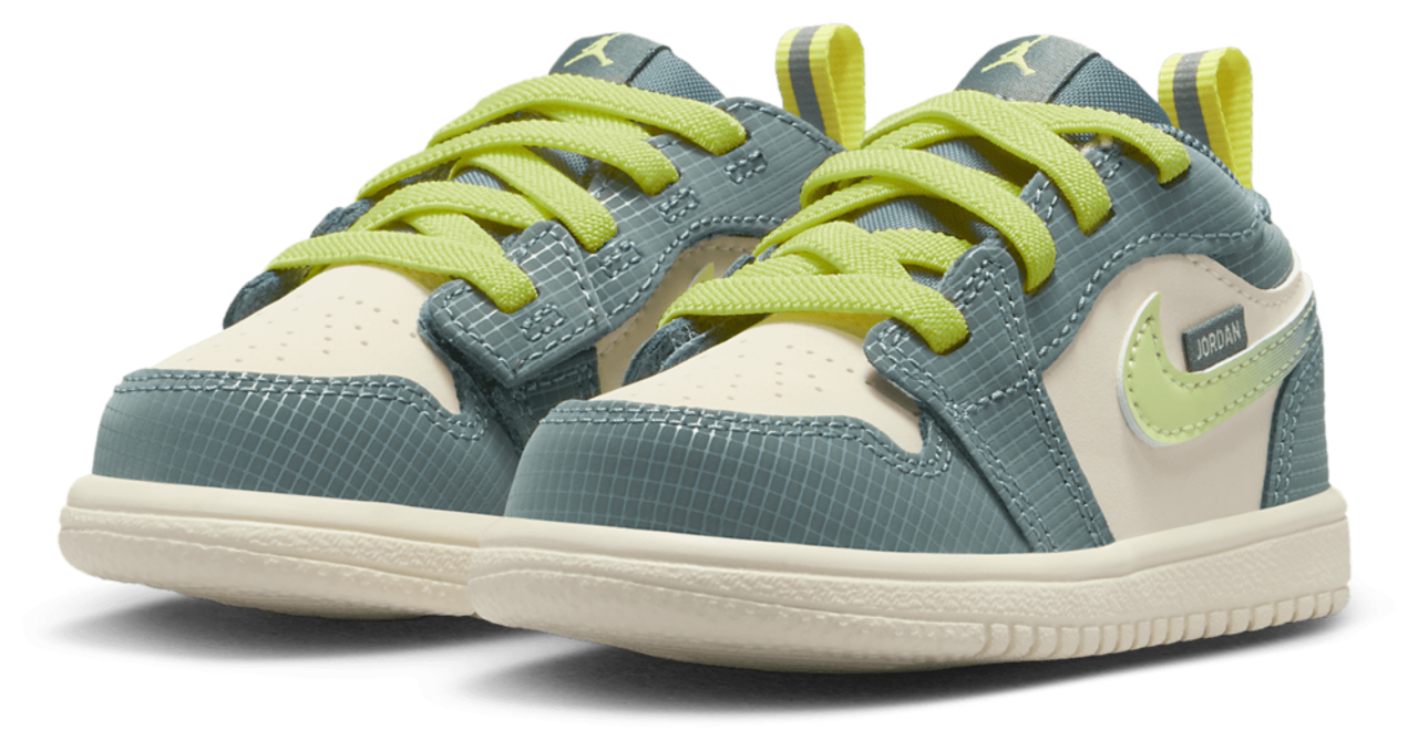 Jordan AJ 1 Low ALT SE Image 6 of 8. Tap to open photo gallery.