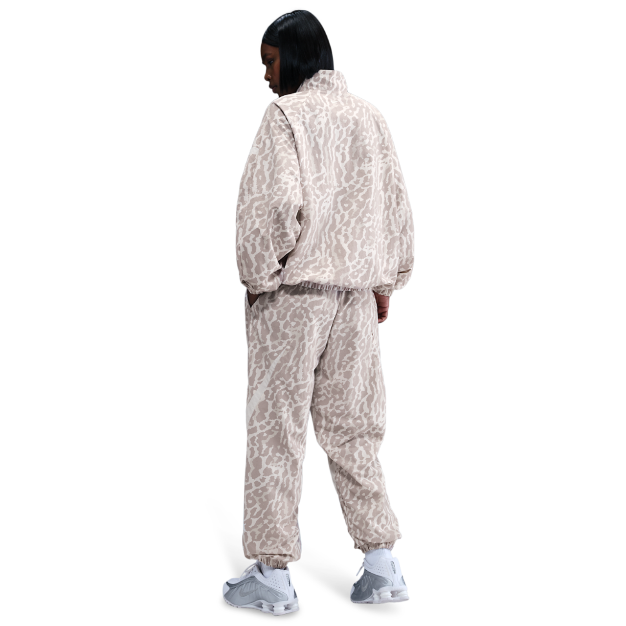 Nike NSW Trend Woven HBR AOP Pant Image 4 of 4. Tap to open photo gallery.