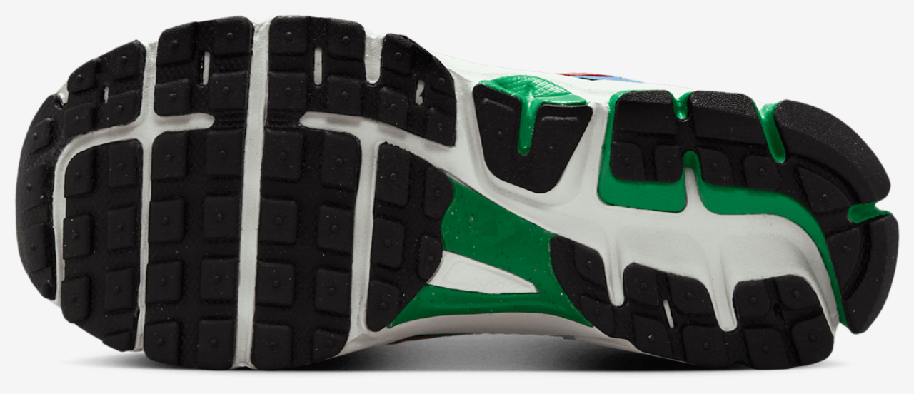Nike Vomero 5 Image 5 of 5. Tap to open photo gallery.