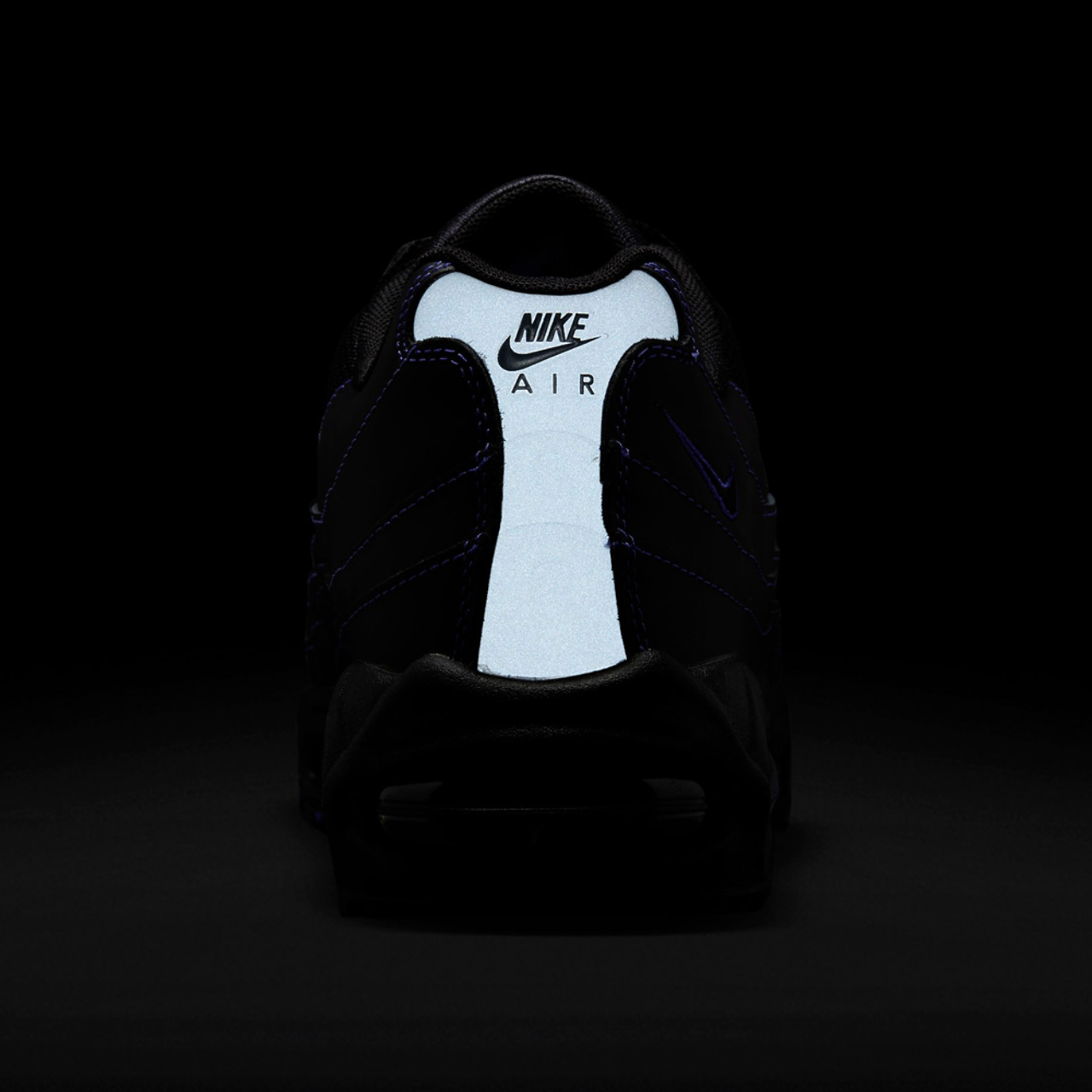 Nike Air Max 95 OG Image 6 of 6. Tap to open photo gallery.