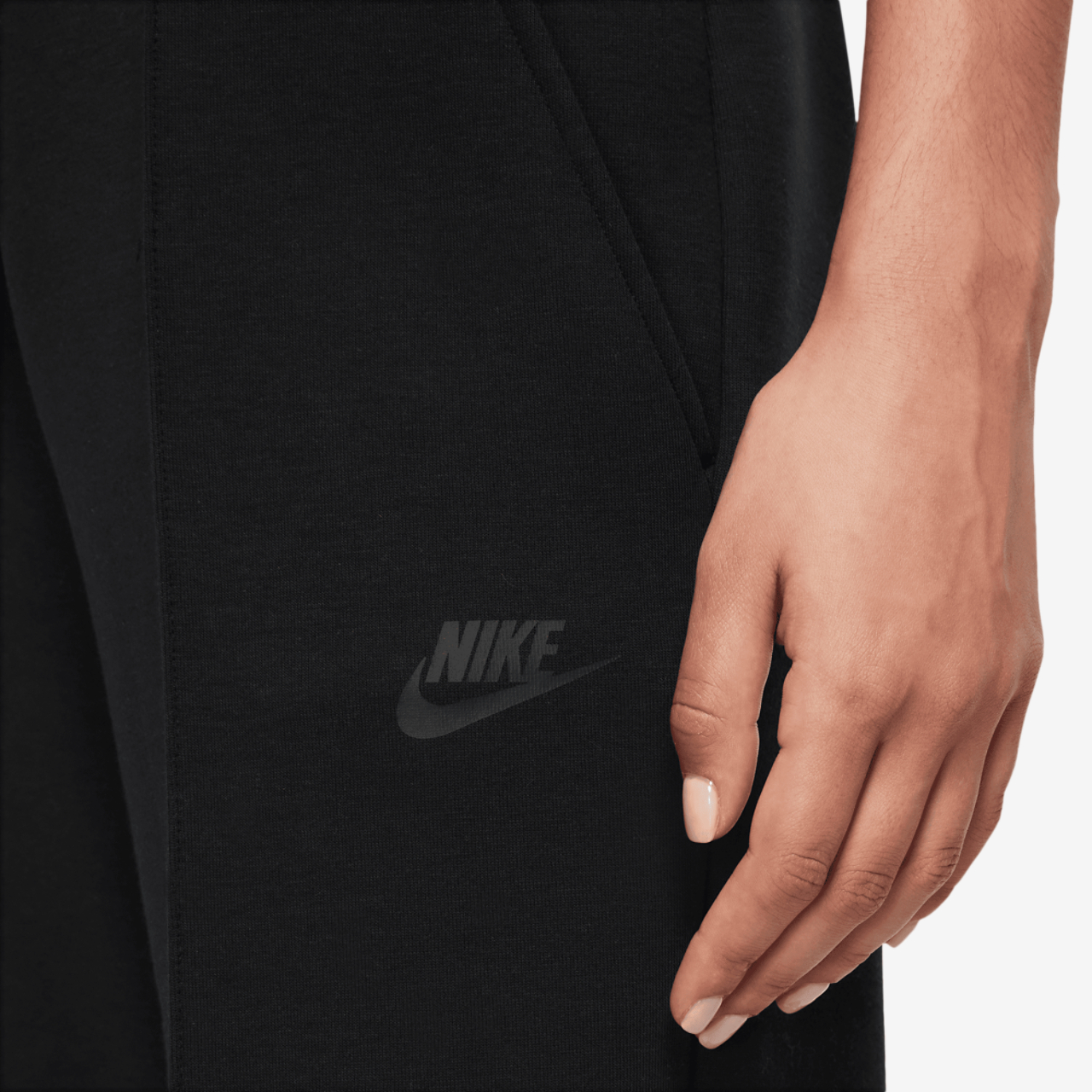 Nike NSW Tech Fleece MR Joggers Image 4 of 4. Tap to open photo gallery.