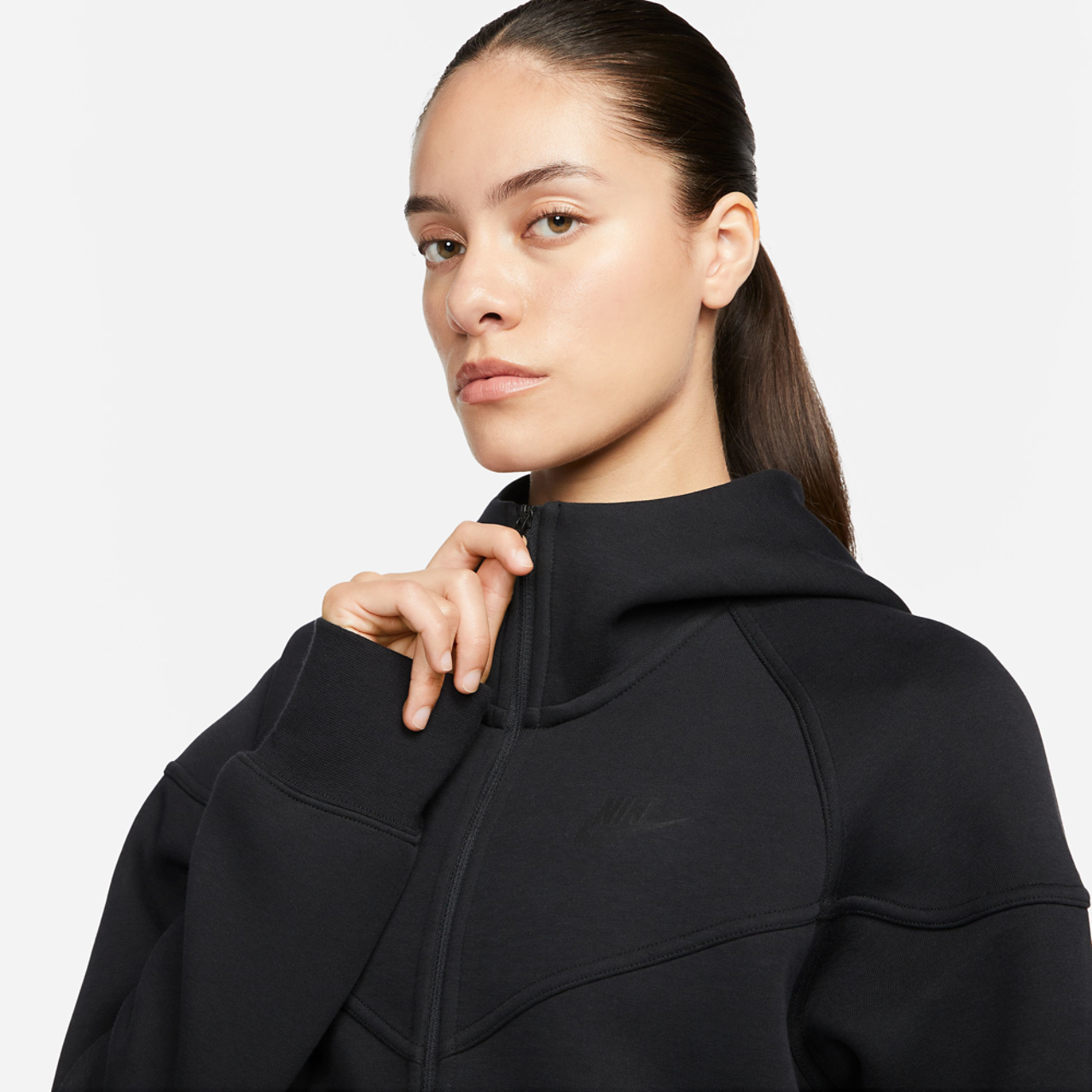 Nike NSW Tech Fleece WR Full-Zip Hoodie Image 3 of 6. Tap to open photo gallery.