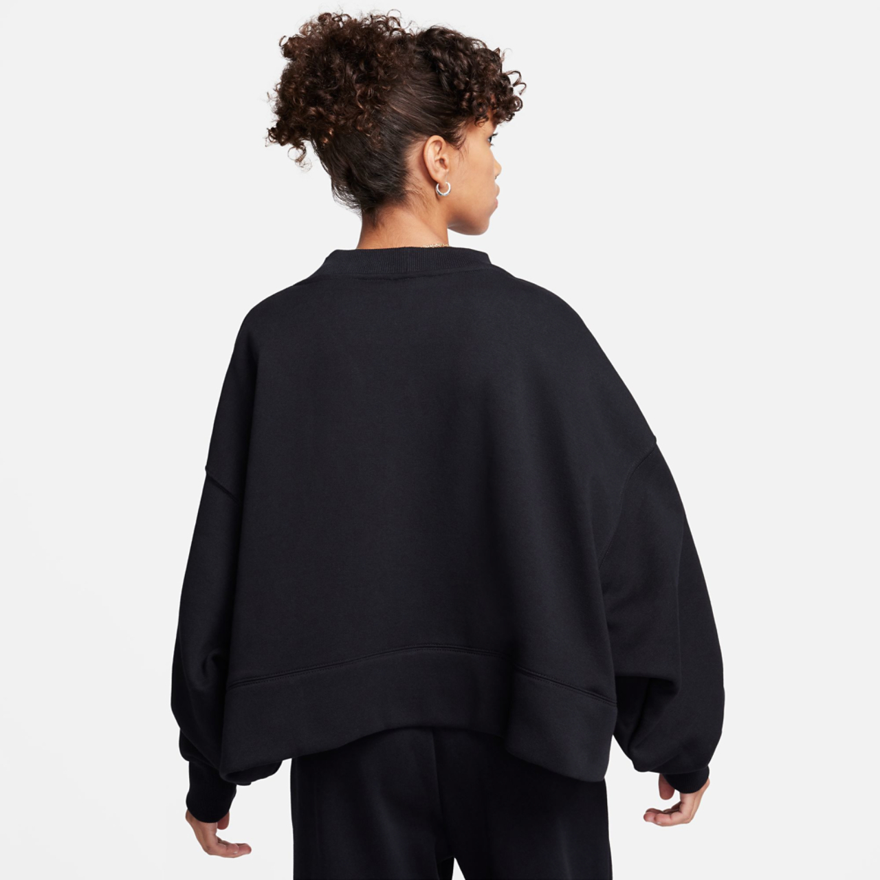 Nike NSW Phoenix Fleece OOS Cardigan Image 2 of 2. Tap to open photo gallery.