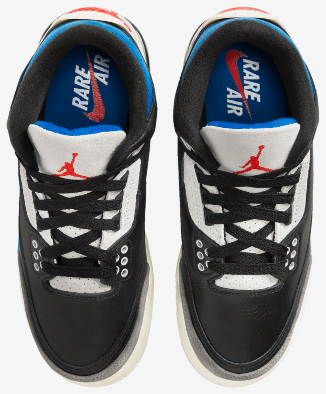 Jordan Air Jordan 3 Retro OG Image 4 of 8. Tap to open photo gallery.