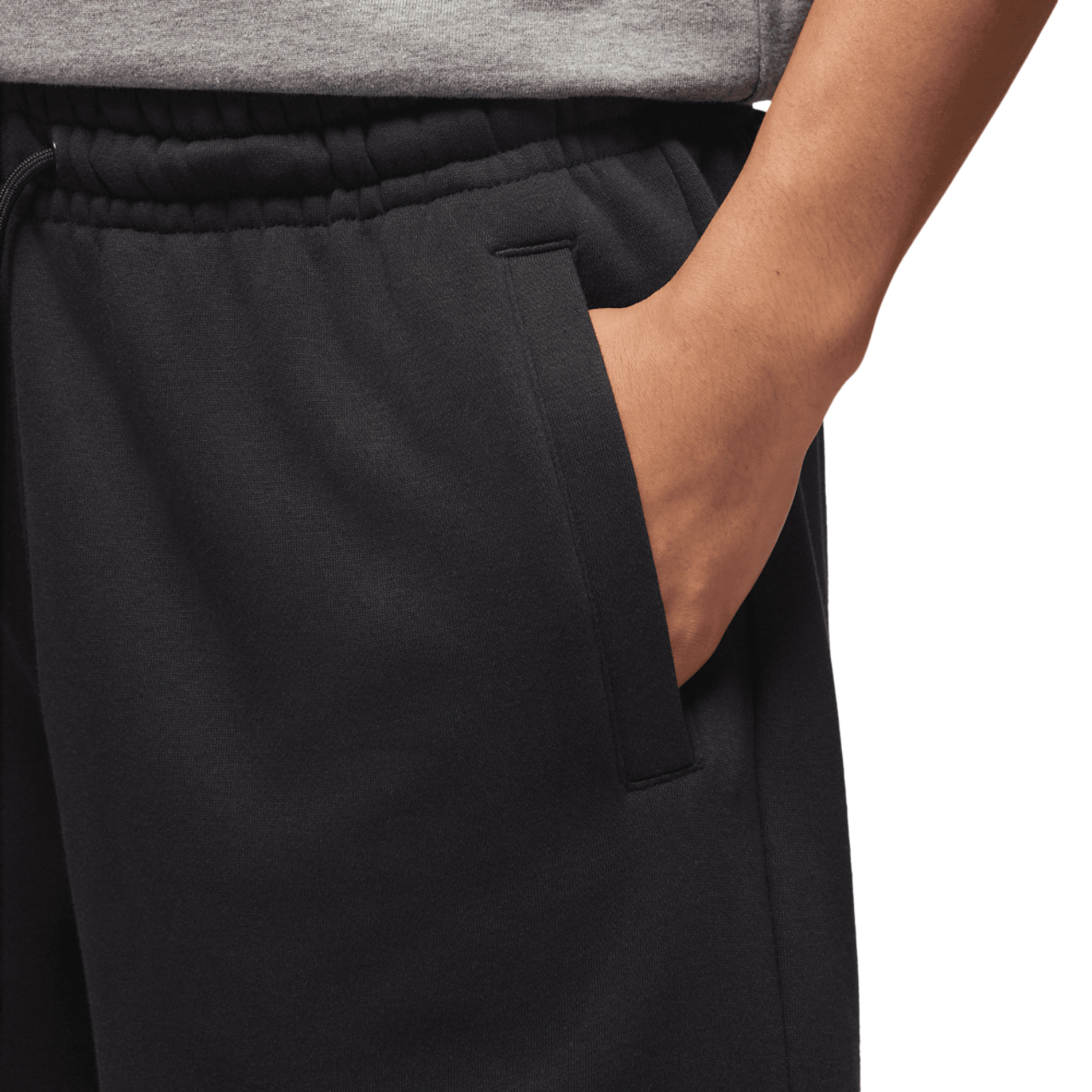 Jordan Brooklyn Oversize Stretch Shorts Image 3 of 7. Tap to open photo gallery.