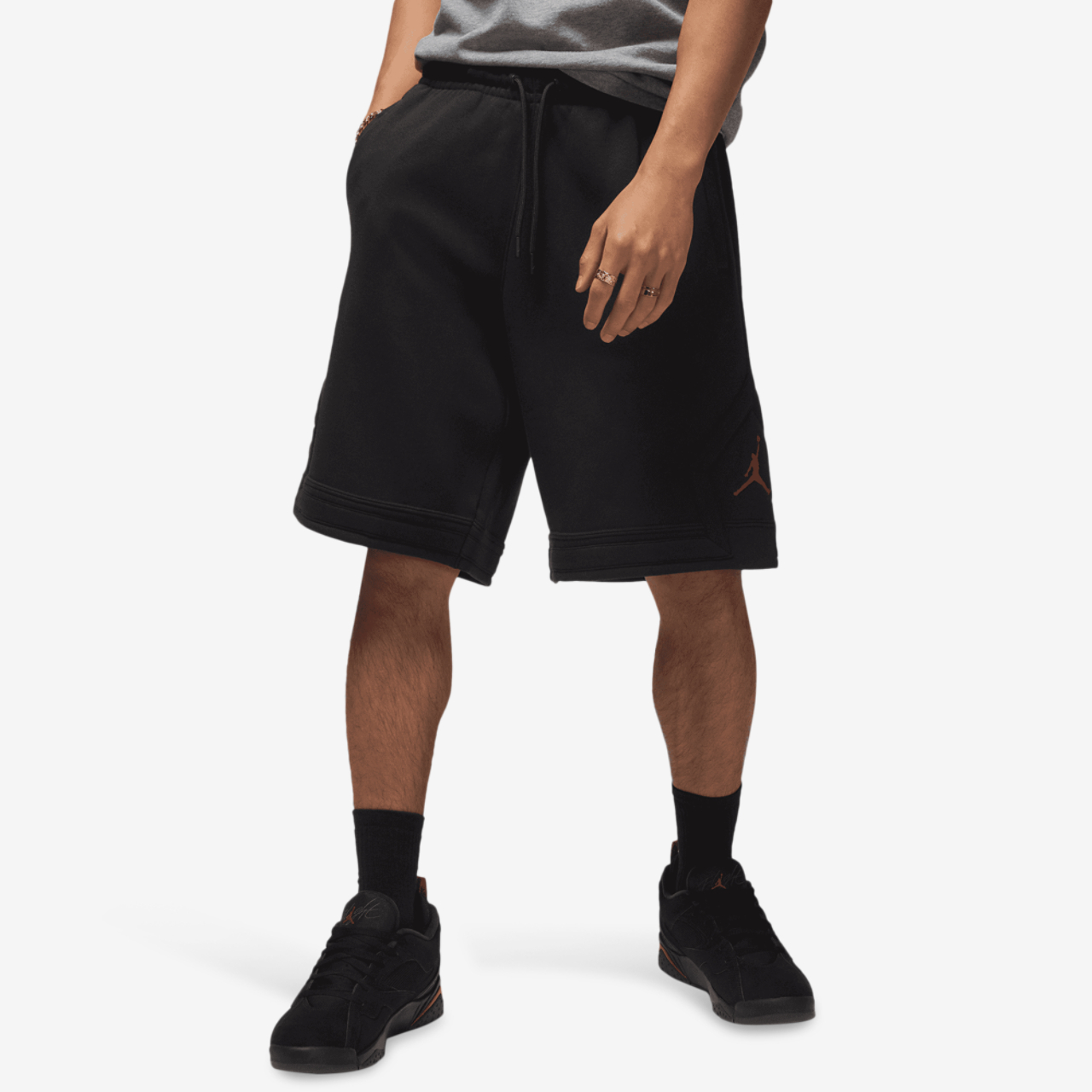Jordan Brooklyn Oversize Stretch Shorts Image 6 of 7. Tap to open photo gallery.