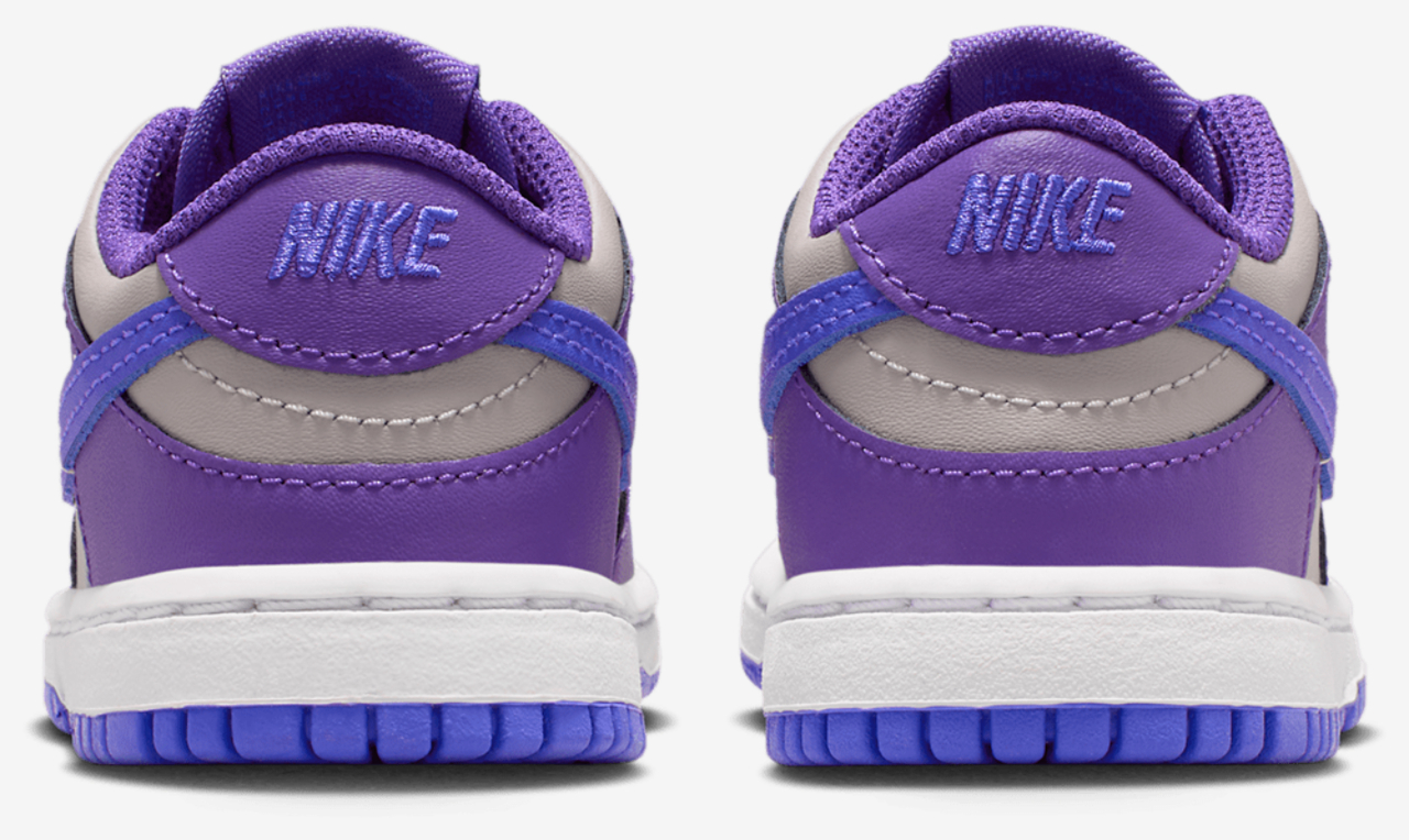 Nike Dunk Low Image 3 of 7. Tap to open photo gallery.