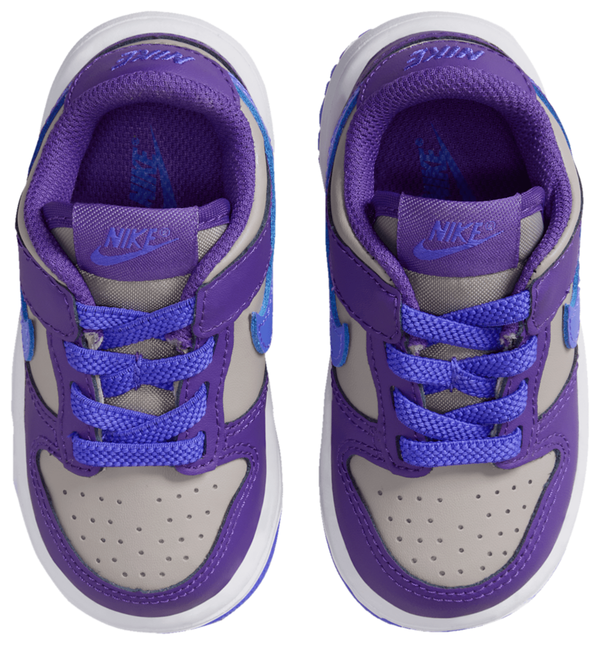 Nike Dunk Low Image 4 of 7. Tap to open photo gallery.