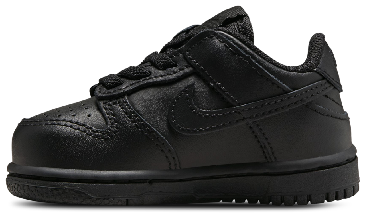 Nike Dunk Low  Image 2 of 5. Tap to open photo gallery.