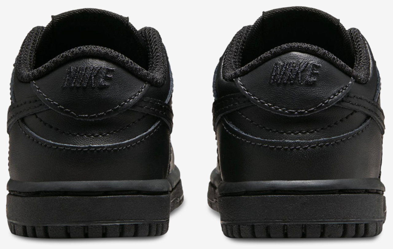 Nike Dunk Low  Image 3 of 5. Tap to open photo gallery.