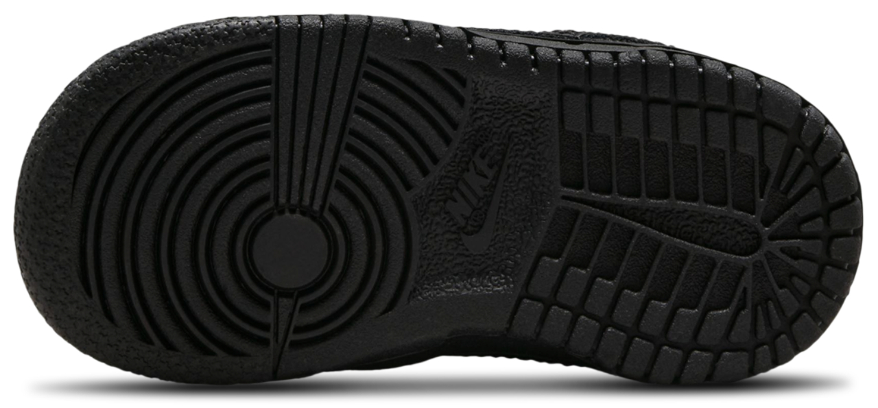 Nike Dunk Low  Image 5 of 5. Tap to open photo gallery.
