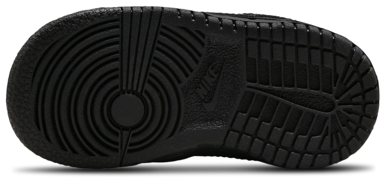 Nike Dunk Low  Image 5 of 5. Tap to open photo gallery.