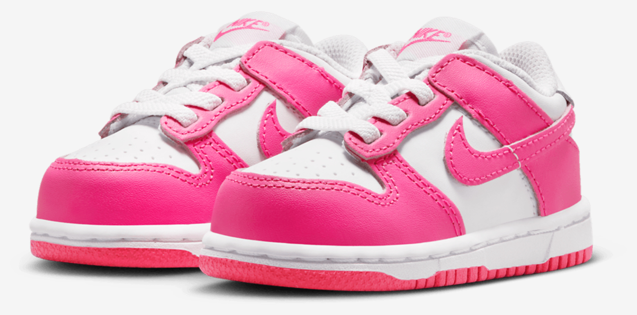 Nike Dunk Low Image 6 of 9. Tap to open photo gallery.