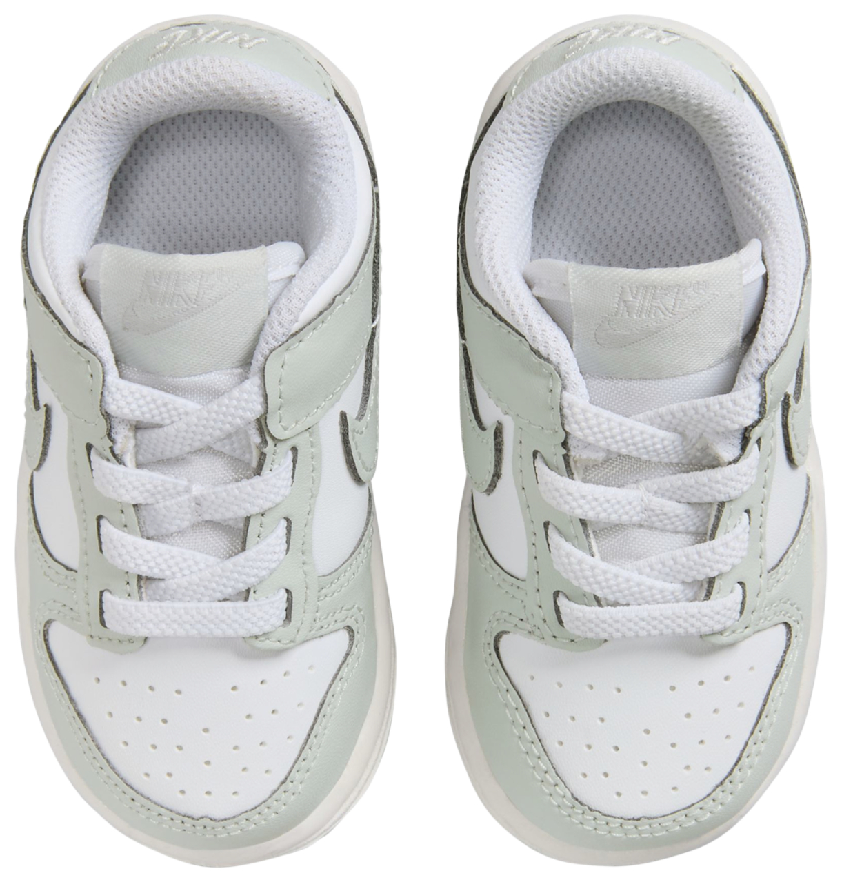 Nike Dunk Low  Image 4 of 5. Tap to open photo gallery.