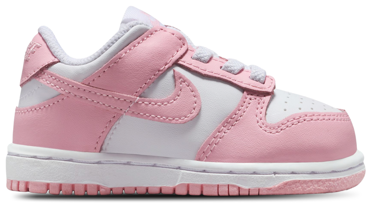 Nike Dunk Low Image 1 of 5. Tap to open photo gallery.