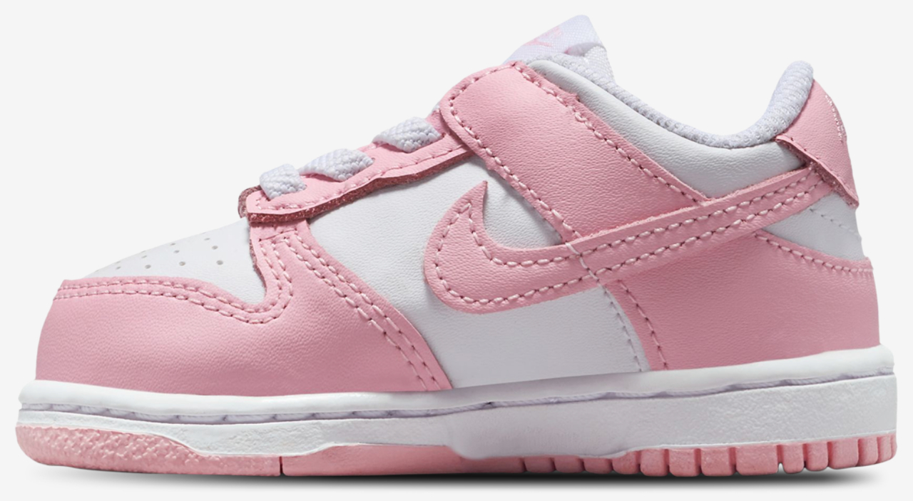 Nike Dunk Low Image 2 of 5. Tap to open photo gallery.