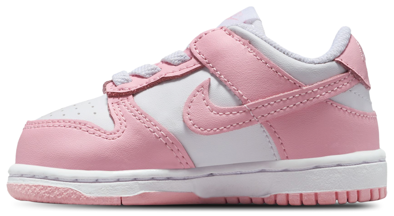 Nike Dunk Low Image 2 of 5. Tap to open photo gallery.
