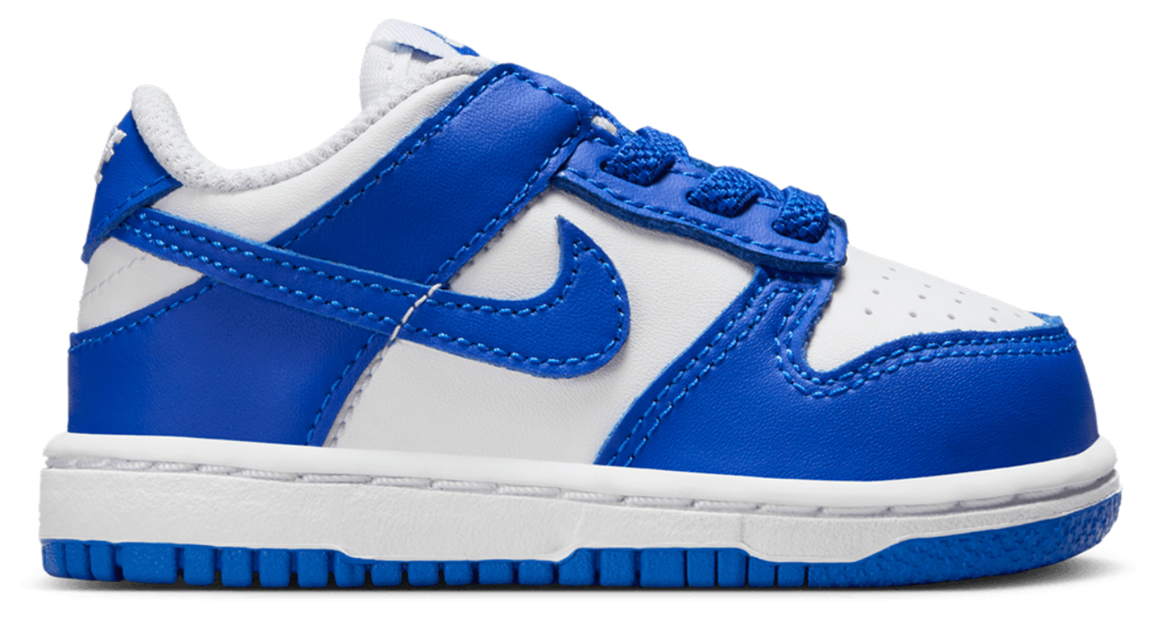 Nike Dunk Low  Image 1 of 7. Tap to open photo gallery.