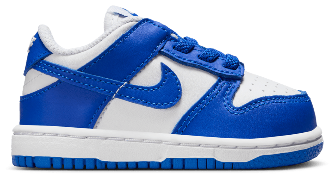 Nike Dunk Low  Image 1 of 7. Tap to open photo gallery.