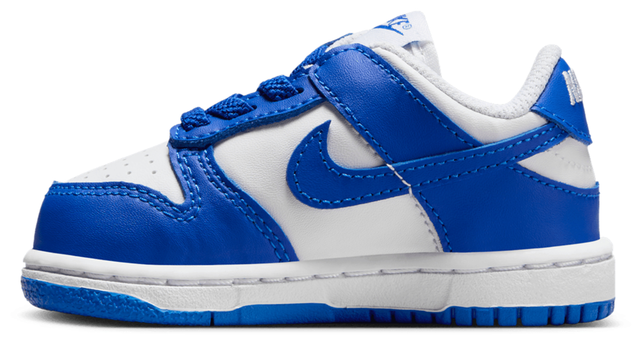 Nike Dunk Low  Image 2 of 7. Tap to open photo gallery.